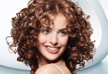 Как накрутить волосы средней длины