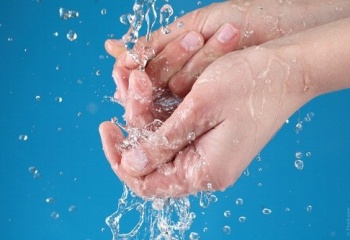 Как отмыть краску для волос с рук