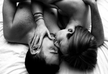 Как правильно вести себя в постели с мужчиной