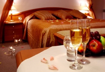 Как устроить романтическую ночь