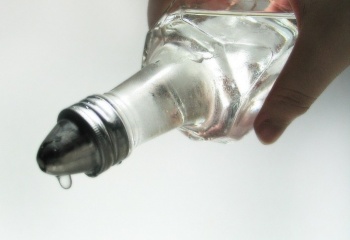 Как ополаскивать волосы уксусом