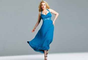 Модели "пышки": новая мода или требование общества