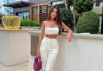 Колорист Юлия Дорофеева рассказывает о главном тренде окрашивания в 2023 году